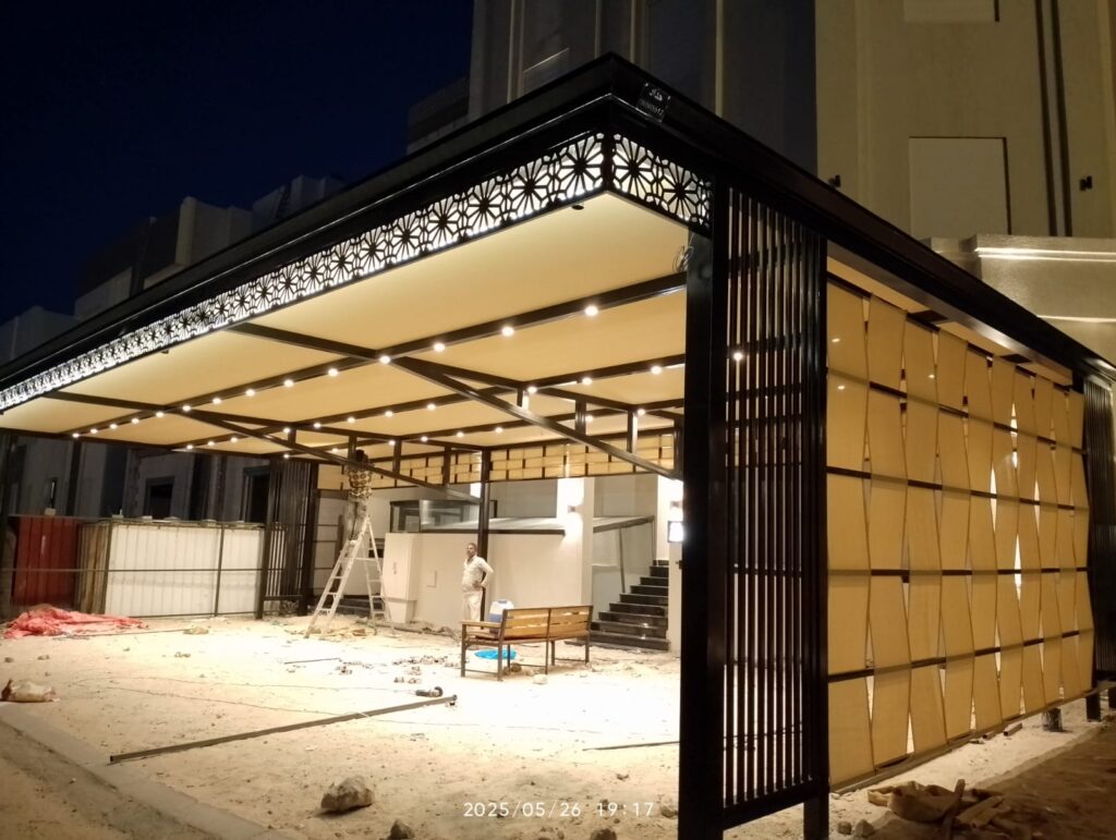 حداد مظلات محترف في الفروانية